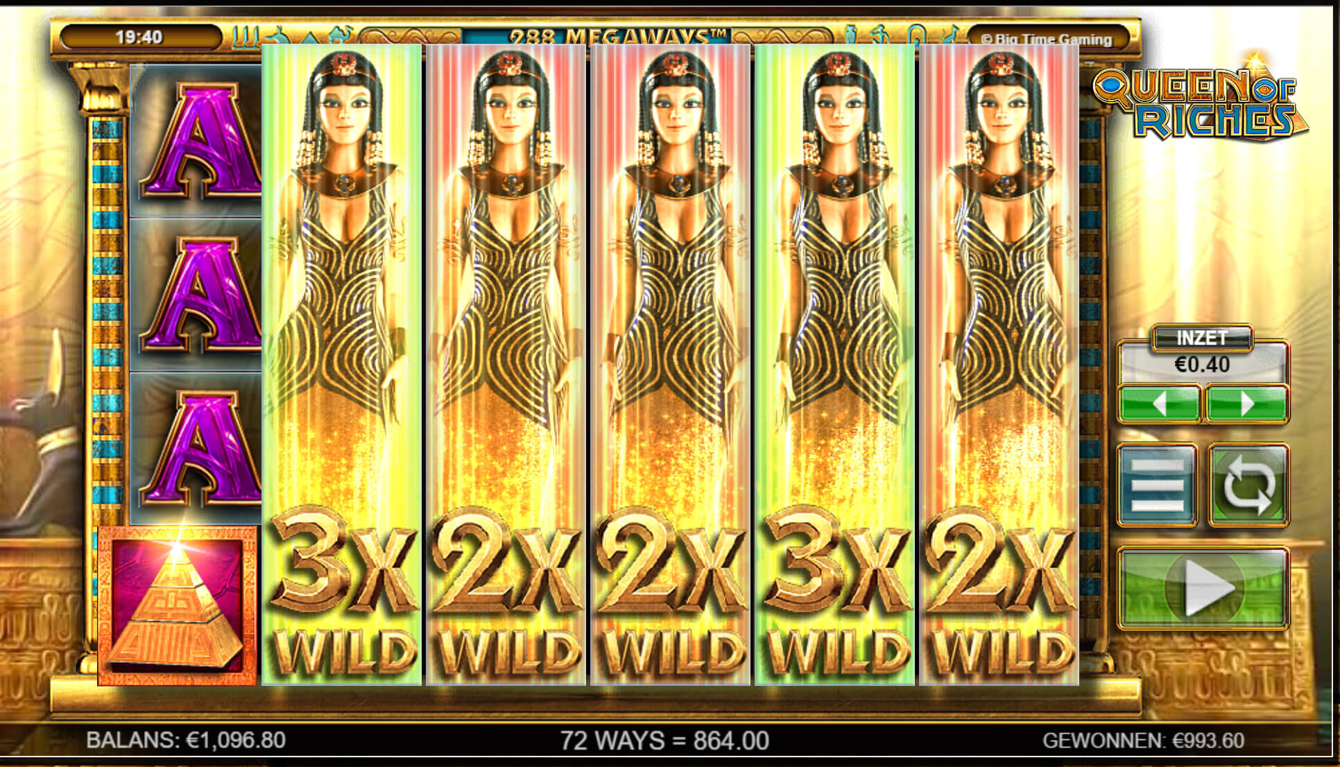 Queen of Riches Slot Bonus